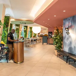 hotellátogatás