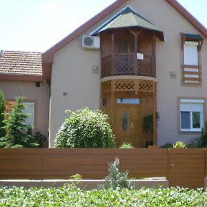 xenia-apartman.hotels-hajduszoboszlo-hungary.com/